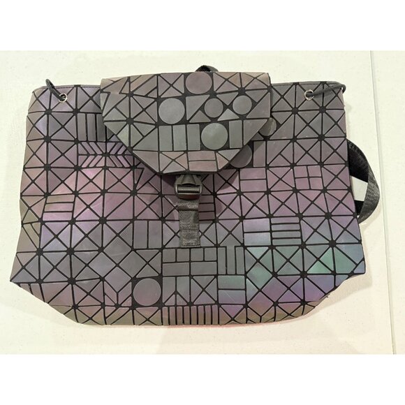 Geometric Pattern Iridescent Backpack With Adjustable Straps And Front Buckle - Picture 1 of 8